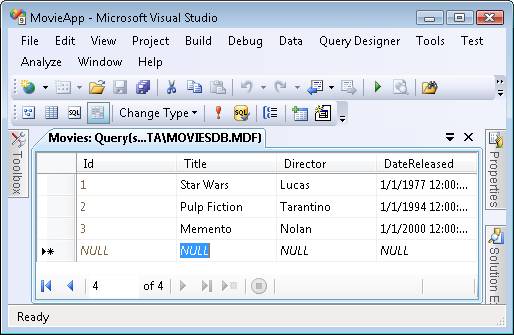 Id, Title, Director ve yayın tarihi gibi film bilgilerini girmek için bir tablo gösteren Microsoft Visual Studio penceresinin ekran görüntüsü.