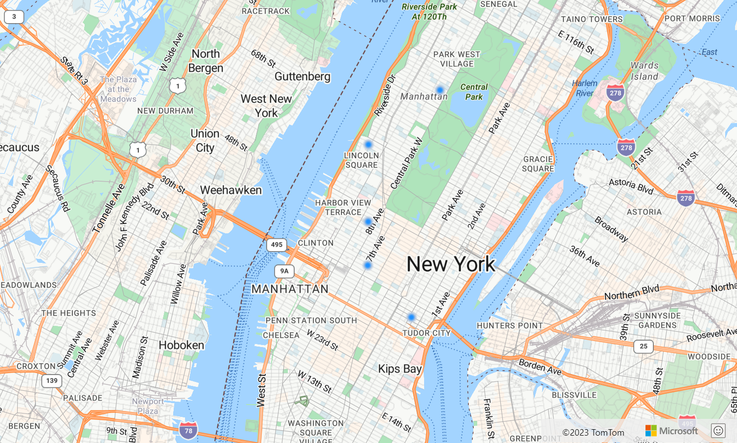 Belirtilen konumlardaki beş mavi daireyi veya noktayı gösteren haritayı gösteren ekran görüntüsü.