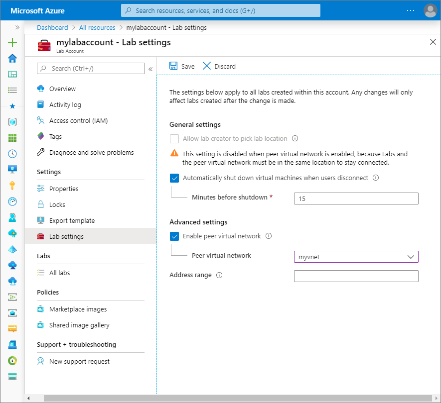 Azure portalında bir laboratuvar hesabının laboratuvar ayarları sayfasını gösteren ve eş sanal ağı etkinleştir seçeneğini vurgulayan ekran görüntüsü.