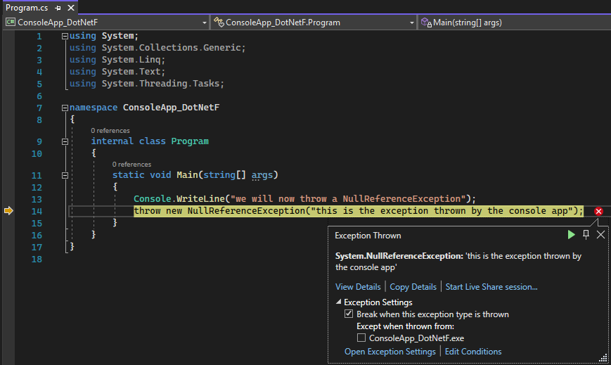 Visual Studio'da ThrowsNullException projesinin ekran görüntüsü ve özel durum oluşturan kaynak kod satırının vurgulanması.