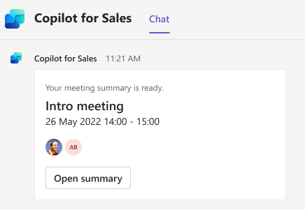 Ảnh chụp màn hình hiển thị Copilot for Sales thẻ tóm tắt cuộc họp.