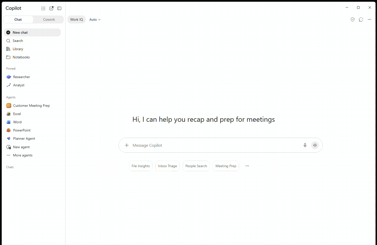 显示如何在 智能 Microsoft 365 Copilot 副驾驶® 对话助手 中打开客户会议准备代理进行编辑的动画。