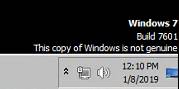 水印的屏幕截图显示在 Windows 桌面的右下角。