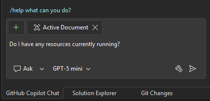 截圖，顯示 2026 Visual Studio 在聊天區輸入的範例提示。