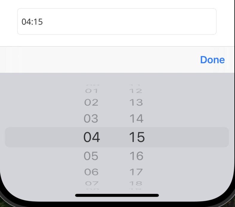 iOS 上 TimePicker 控件的螢幕快照。