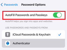 使用適用於 iOS 裝置的 Microsoft Authenticator 開啟 [自動填入密碼和通行金鑰] 的螢幕擷取畫面。