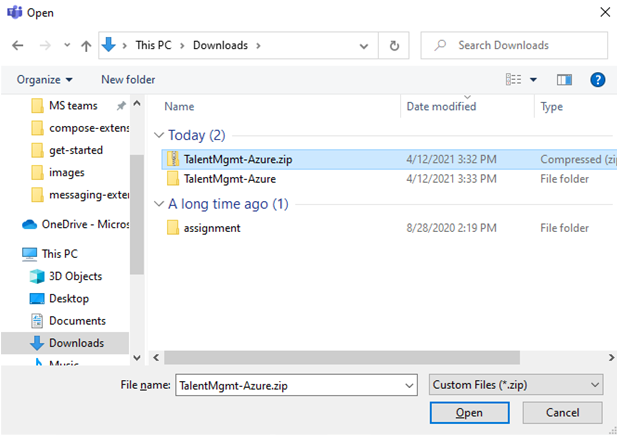 Screenshot shows the Downloads folder.