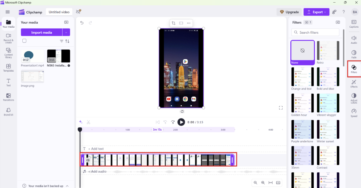 Clipchamp 介面的螢幕快照,其中顯示行動影片編輯專案。